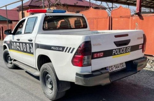 Azərbaycanlı biznesmenin evinə qumbara atıldı