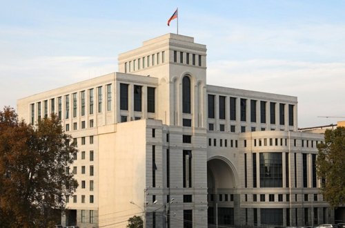 Ermənistan XİN: “Moskva və Bakı arasındakı bəyannamə üçtərəfli bəyanatların həyata keçirilməsinə kömək edə bilər”