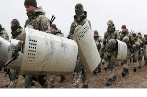 CNN: Rusiya hərbçiləri Kiyevdən 25 mil məsafədəki Antonov aeroportuna nəzarəti ələ keçirib