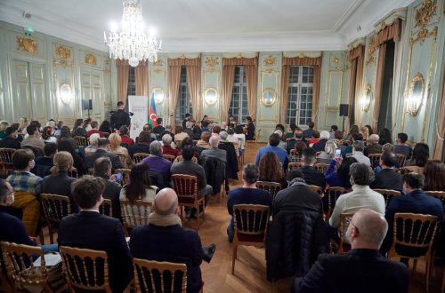 Strasburqda Xocalı soyqırımı qurbanlarının xatirəsi yad edilib