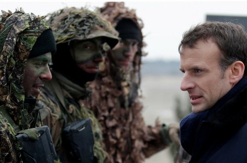 Fransa 10 minə yaxın hərbçisini səfərbər edəcək