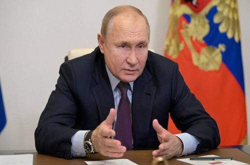 Putin müqavilələrdə göstərilən kredit faizlərinin saxlanmasını təmin etməyi tapşırıb