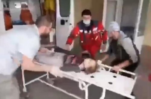 Ukraynada ağır yaralanan körpənin həyata döndürülməsi - HƏSSAS GÖRÜNTÜLƏR