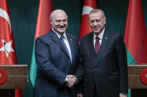 Türkiyə və Belarus liderləri Ukraynanı müzakirə edib