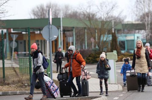 360 mindən çox şəxs Ukraynanı tərk edib