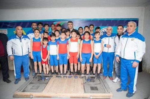 KƏNDLƏR ÇEMPİON YETİŞDİRƏCƏK