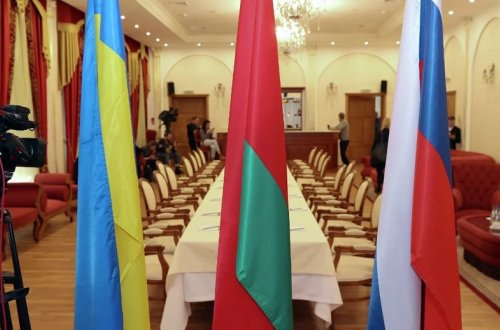 Российская делегация выехала на встречу с представителями Киева