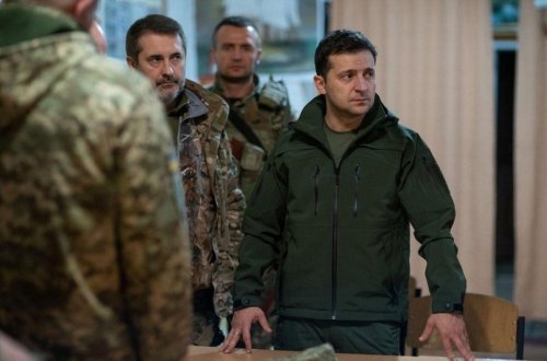 Zelenski əməliyyatları Vətən Müharibəsi adlandıraraq rus hərbçilərə xəbərdarlıq edib