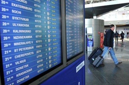 Moskva aeroportlarında reyslər ləğv olundu