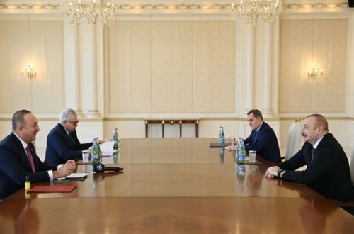 İlham Əliyev Türkiyənin xarici işlər nazirini qəbul etdi - FOTO