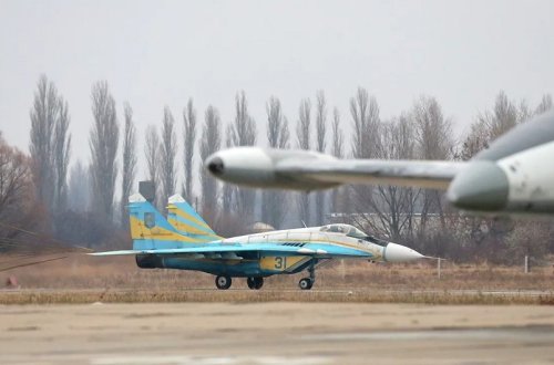 Polşa sovet istehsalı təyyarələri Kiyevə verə bilər