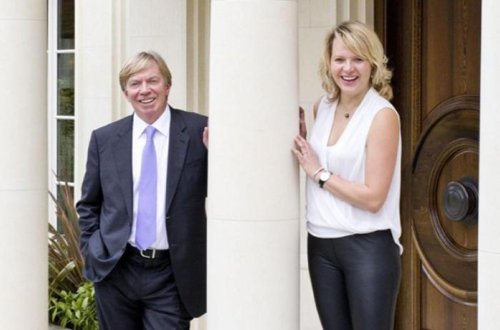 Rus oliqarx Britaniyadakı malikanəsində asılmış vəziyyətdə tapılıb