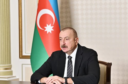 Azərbaycan lideri Fransanın azad olunmuş ərazilərin minalardan təmizlənməsinə dəstəyini yüksək qiymətləndirib