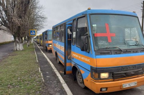 Ukrayna Müdafiə Nazirliyi: Rusiya qoşunları Mariupoldan humanitar dəhlizə hücum edib
