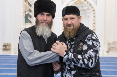 Çeçenistanın müftisi: “Rusiya üçün vuruşmaq cihaddır”