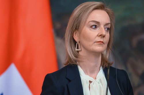 Böyük Britaniyanın xarici işlər naziri Rusiyaya qarşı sanksiyaların sərtləşdirilməsini zəruri hesab edir