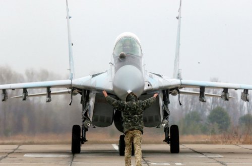 Rusiya MN Ukrayna aerodromlarının 90 faizinin məhv edildiyini açıqlayıb