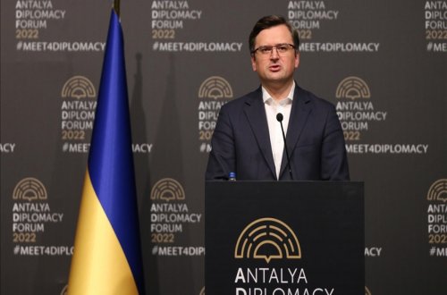 Kuleba Ukraynaya təhlükəsizlik zəmanətinin verilməsindən danışıb