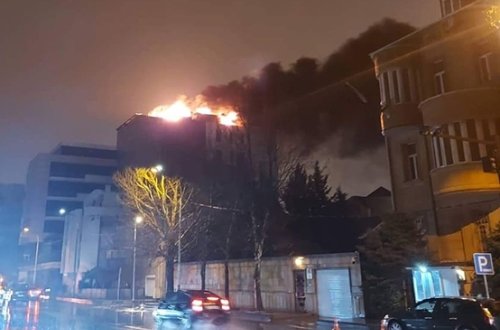 Hafiz Məmmədovun hotelində yanğın - Yenilənib+Fotolar