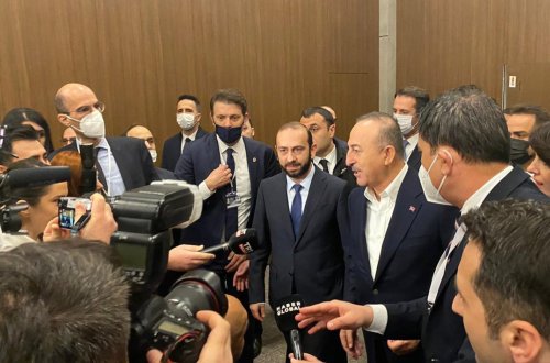 Aİ-nin xüsusi nümayəndəsi Çavuşoğlu-Mirzoyan görüşünü “ümidverici” adlandırıb