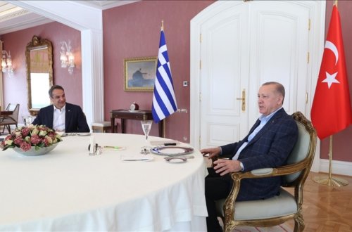 Ərdoğan Yunanıstanın baş naziri ilə görüşüb