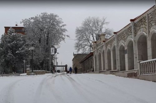 Şuşada qarın hündürlüyü 30 santimetrə çatır - VİDEO