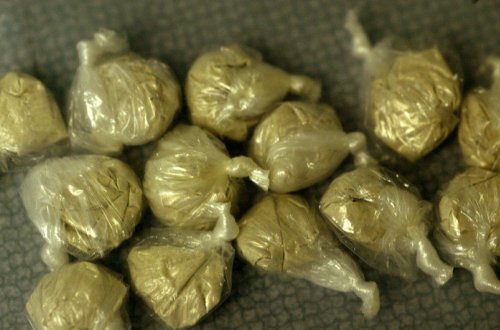 Naxçıvanda gömrükçülər 100 kiloqrama yaxın heroin müsadirə edib