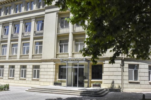 Altı günlük məktəblərdə martın 19-u və 26-sı dərs olacaq