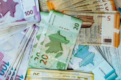 Azərbaycanın dövlət büdcəsinin qalığı 2 milyard manata çatıb