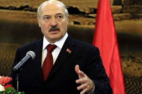 Lukaşenko Zelenskini hədələyib