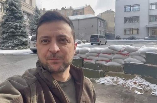 Zelenski Ukraynada müharibəyə son qoymaq üçün diplomatik addımlardan danışıb