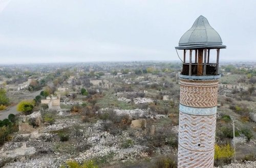 Azad olunmuş ərazilərdə tikililərin müvəqqəti reyestrinə daxil ediləcək məlumatlar açıqlanıb