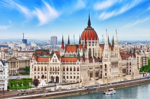 Macarıstan Ukraynadakı vəziyyətə görə immiqrasiya siyasətini dəyişməyəcək