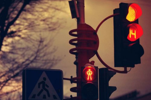 Bakıda 22 yaşlı gənci avtomobil vurub