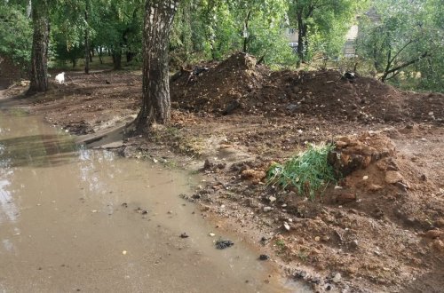 Azərbaycanda çay məcrasında çıxdı: Kəndlər təhlükə ilə üz-üzə - FOTO