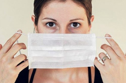 Gürcüstanda açıq havada maska taxmaq tələbi ləğv olunur