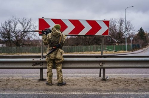 Ukrayna ordusu bir yaşayış məntəqəsini Rusiya hərbçilərindən azad edib