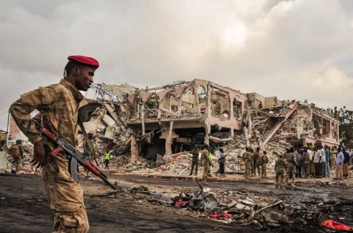 Somalidə terror aktı zamanı deputat və daha 14 nəfər həlak olub