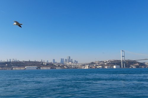 İstanbul Boğazı mina təhlükəsinə görə bağlanıb - YENİLƏNİB