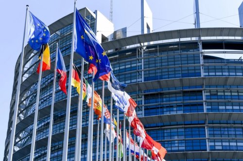 Avropa Komissiyası Rusiya və Belarus vətəndaşlarının 