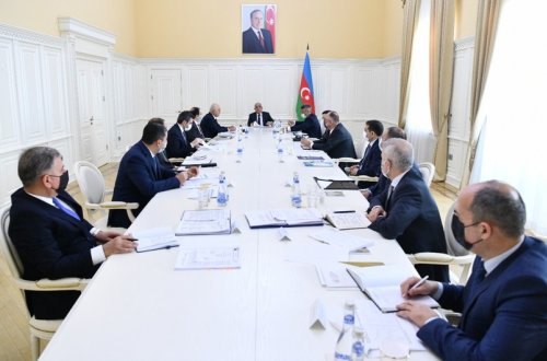 Baş nazir ərzaq təhlükəsizliyi ilə bağlı müşavirə keçirib