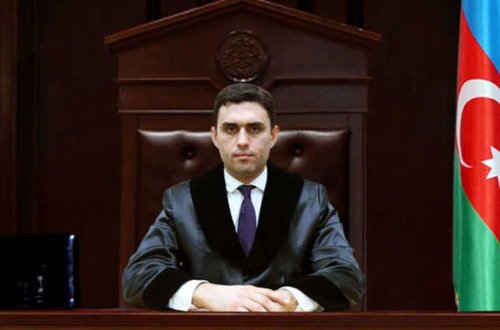 Bakıda hakim ölmüş adama qadağa qoydu: 