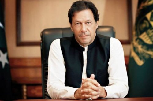 Имран Хан ушел с поста премьер-министра Пакистана
