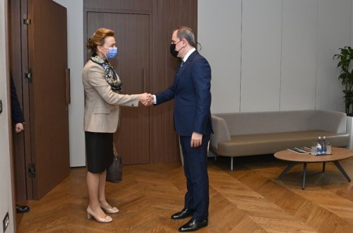 Ceyhun Bayramov Qarabağda aşkarlanan kütləvi məzarlıqlar barədə AŞ-ın Baş katibini məlumatlandırıb