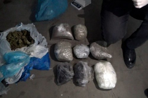 Gizli anbarlarda 63  kiloqramdan artıq narkotik maddə saxlayan şəxslər tutulub