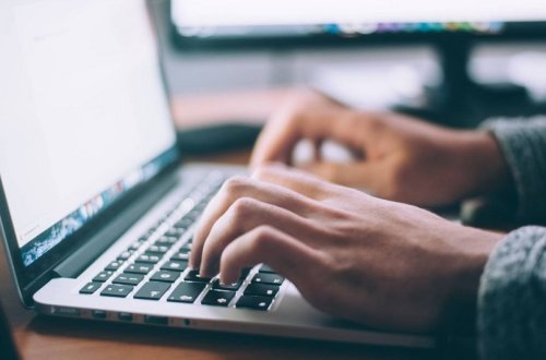 Azərbaycanda vəzifəli şəxslər maliyyə məlumatlarını elektron formada təqdim edəcək