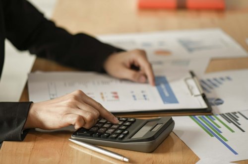 Azərbaycanda dövlət satınalmaları üzrə maliyyə əməliyyatları monitorinq ediləcək