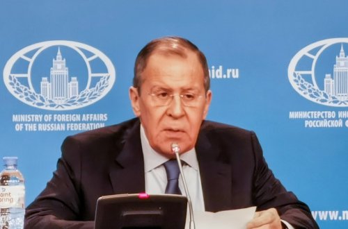 Lavrov: “Danışıqlarda irəliləyiş əldə edilərsə Putin-Zelenski görüşü mümkündür”