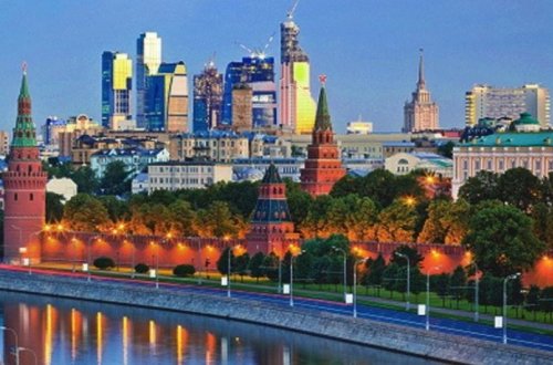 Кремль: Позитивно оцениваем намерение Баку и Еревана начать переговоры по мирному договору