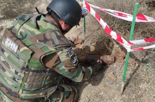 В Баку обнаружен артиллерийский снаряд - ФОТО/ВИДЕО